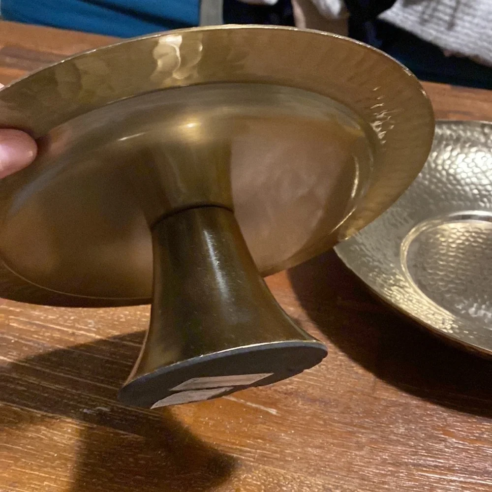 H&M gold plate